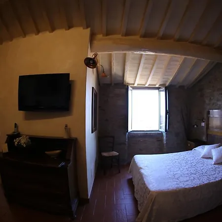 فندق Italia 3*
