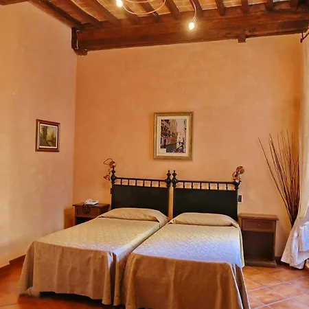 Hotel Italia 3*